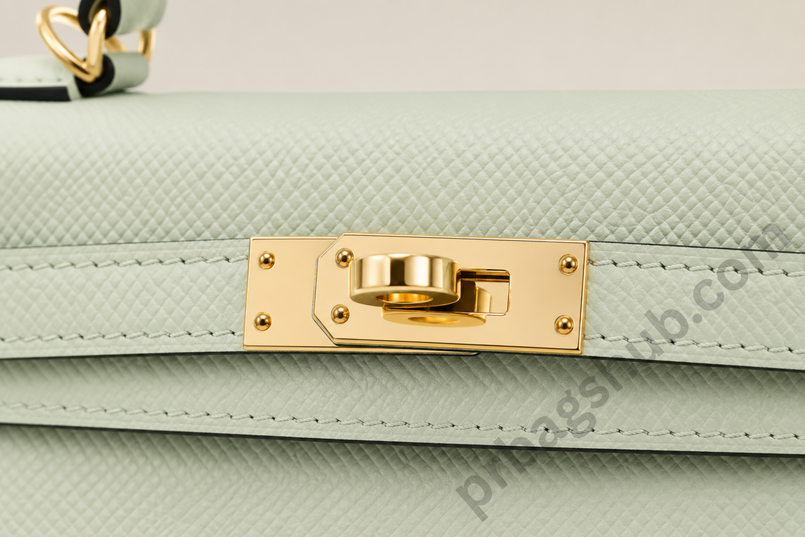 Inspired Replica Hermes kelly 20cm Bag In Vert Fizz USA - Image 4